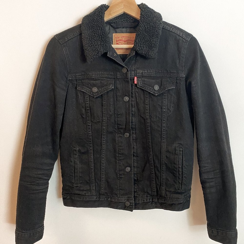 Levi's Black Denim Trucker Jacket w/ Sherpa